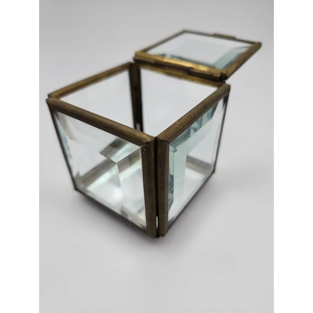 Small Vtg Thick Beveled Glass & Brass Jewelry/Trinket Box 2-5/8